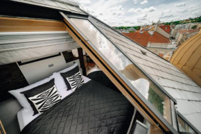 City View Luxury Apartments with Foosball & Xbox - In City Centre Prague